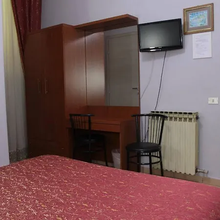 Hotel Siro 2*