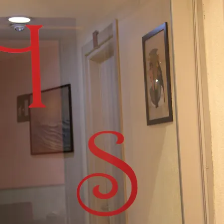 Hotel Siro 2*