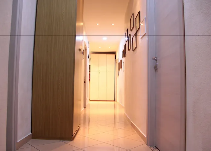 Hotel Siro 2*