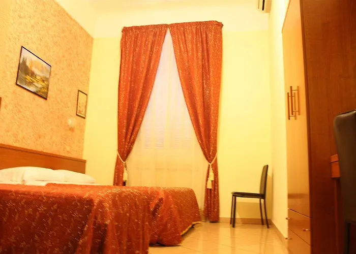 Hotel Siro 2*