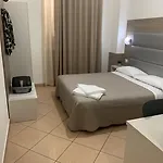 Siro فندق