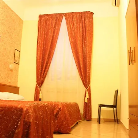 Hotel Siro 2*