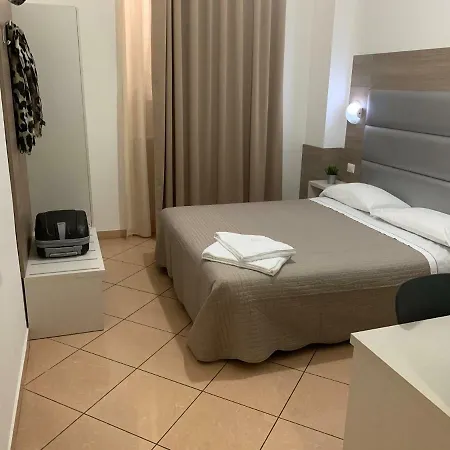 Siro Ξενοδοχείο 2*